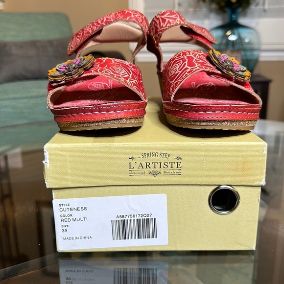 L'artiste By Spring Step‎ Cuteness Sandals
Women's 8.5 / 39 RED Multic… - Picture 2 of 6